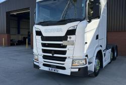 SCANIA S450 MID LIFT