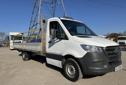MERCEDES<br>SPRINTER