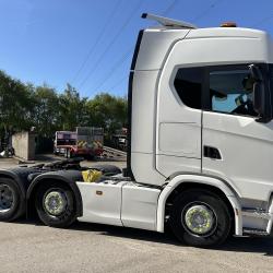 SCANIA S450 MID LIFT
