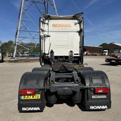 SCANIA S450 MID LIFT