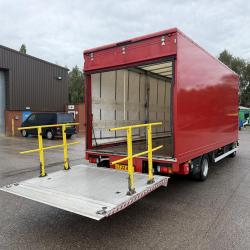 ISUZU CURTAIN SIDE