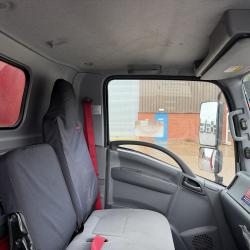 ISUZU CURTAIN SIDE